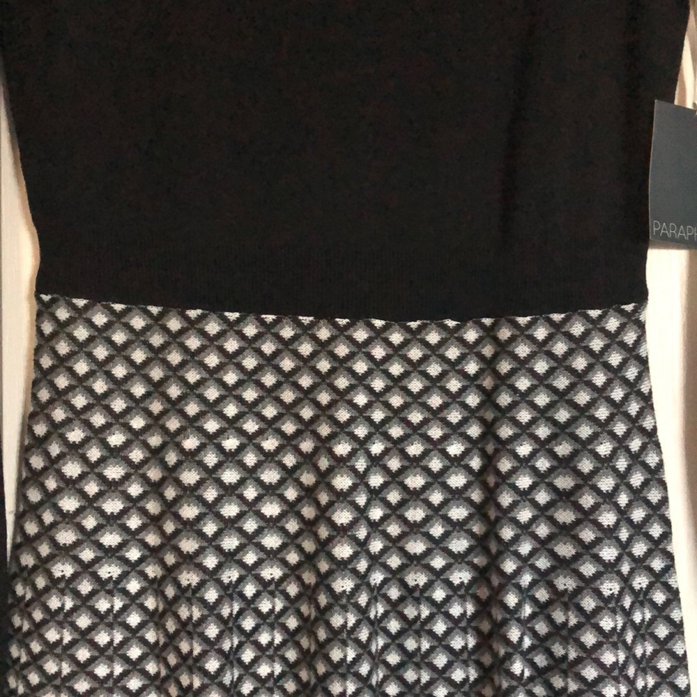 GEO PRINT FIT SWEATER DRESS - Picture 6 of 11